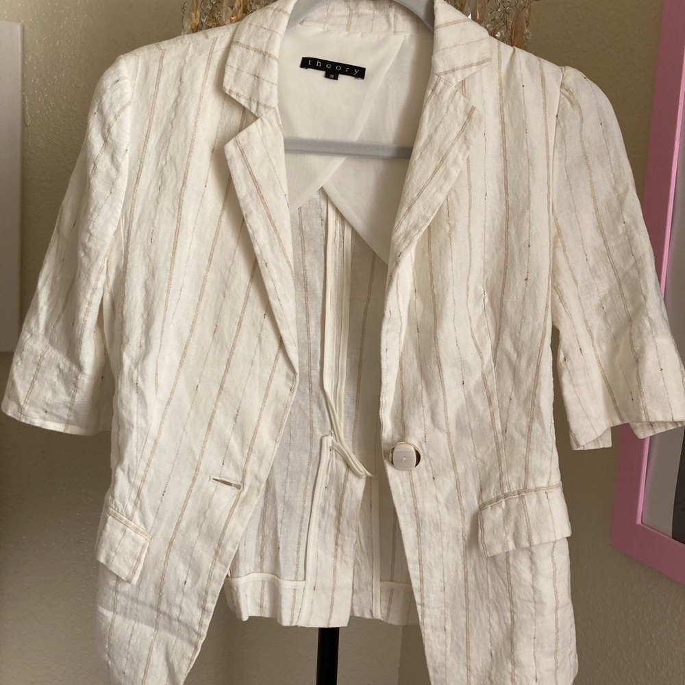 Theory blazer. Size 38